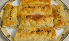 TAVUKLU BÖREK